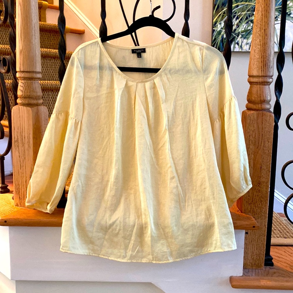 Talbots pale yellow scoop neck blouse with billowy 3/4 sleeves